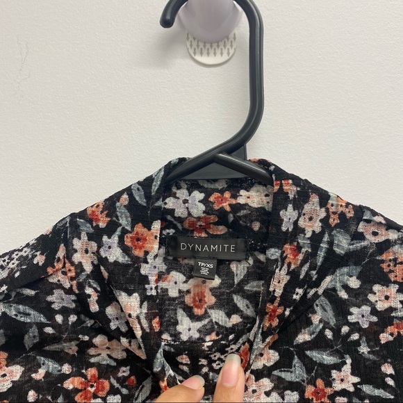 DYNAMITE FLORAL HIGH NECK LONG SLEEVE TOP / FALL / SIZE XS - Picture 5 of 6